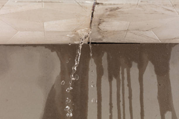 Professional Flood Damage Cleanup technician working in Manchaca, TX